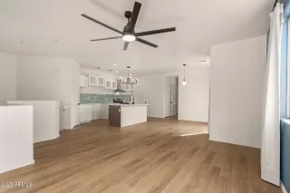 Photo #3: 6945149 Listing