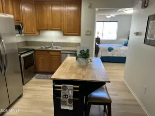 Photo #2: 6945562 Listing 