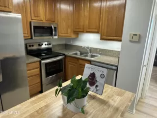 Photo #4: 6945562 Listing 