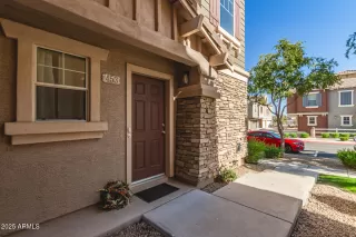 Photo #2: 6945781 Listing 