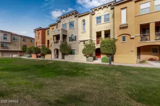 Photo #1: 6946877 Listing 