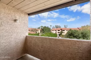 Photo #6: 6947045 Listing 