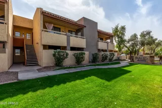 Photo #3: 6947119 Listing