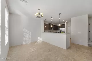 Photo #3: 6947150 Listing