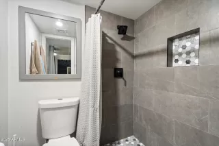 Photo #4: 6947182 Listing 