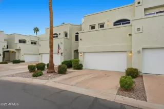 Photo #2: 6947403 Listing