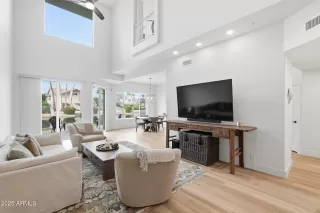 Photo #6: 6947403 Listing