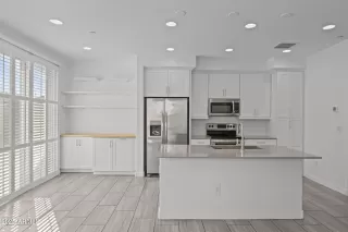 Photo #6: 6947417 Listing 