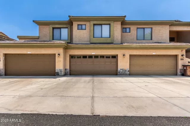 MLS: 6947617 Condo For Sale