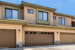 Photo #3: 6947617 Listing