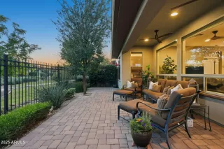 Photo #3: 6947627 Listing