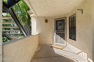 Photo #3: 6947656 Listing