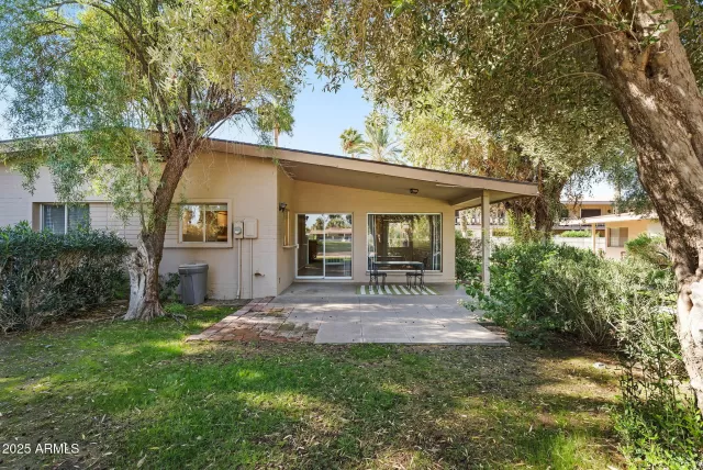 MLS: 6947712 Condo For Sale