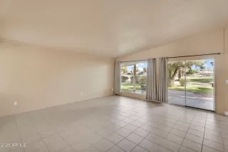 Photo #3: 6947712 Listing