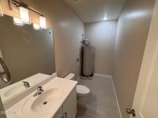 Photo #6: 6947980 Listing