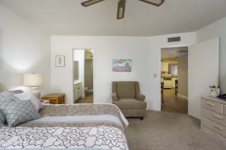 Photo #6: 6948341 Listing