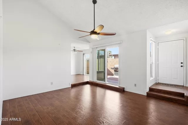 MLS: 6948368 Condo For Sale