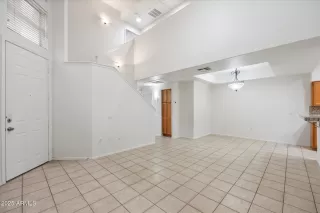 Photo #2: 6948480 Listing 