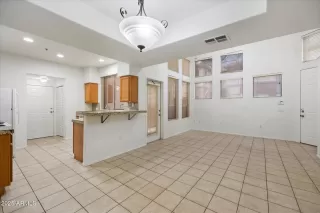 Photo #4: 6948480 Listing 