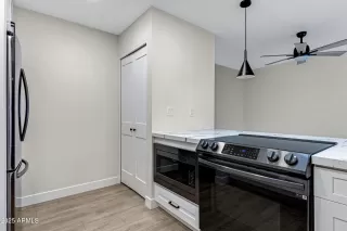 Photo #5: 6949058 Listing