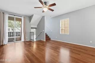 Photo #4: 6949092 Listing 