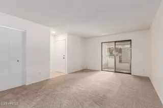 Photo #5: 6949257 Listing 