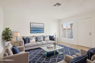 Photo #4: 6949371 Listing 