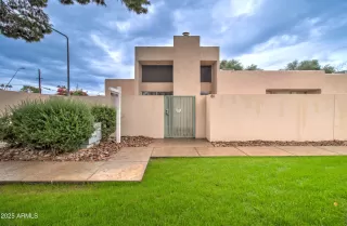 Photo #6: 6949748 Listing