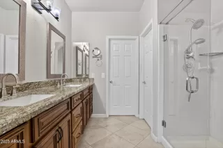 Photo #3: 6949794 Listing 