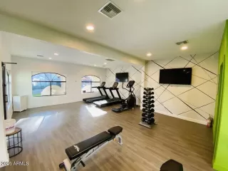 Photo #3: 6949830 Listing 