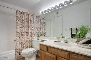 Photo #6: 6949871 Listing 