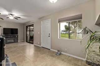 Photo #2: 6949993 Listing 