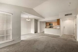 Photo #2: 6950188 Listing 