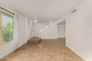 Photo #6: 6950288 Listing