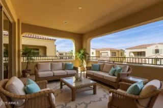 More Details about MLS # 6950366 : 7097 W IVANHOE STREET