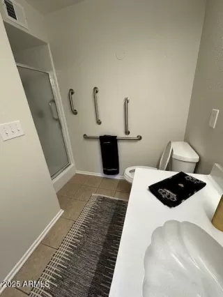 Photo #5: 6950423 Listing 