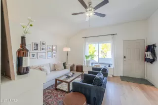 Photo #3: 6950491 Listing 