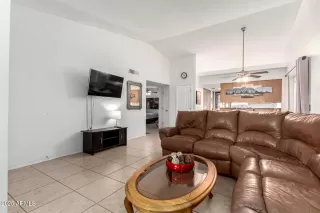 Photo #4: 6950682 Listing 