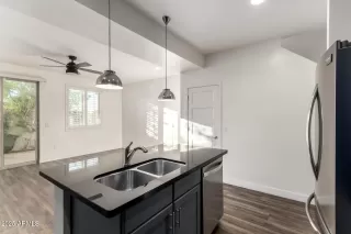 Photo #3: 6950856 Listing 