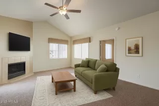 Photo #3: 6950958 Listing