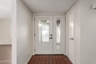 Photo #2: 6951065 Listing