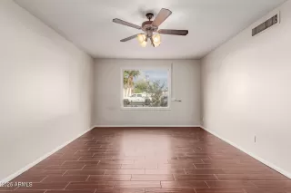 Photo #5: 6951065 Listing