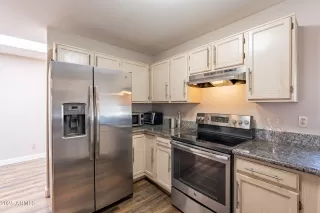 Photo #1: 6951184 Listing