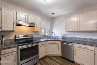 Photo #3: 6951184 Listing