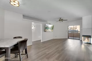 Photo #4: 6951197 Listing