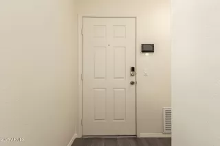 Photo #4: 6951317 Listing 