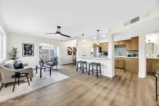 Photo #4: 6951364 Listing 