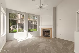 Photo #3: 6951569 Listing