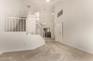 Photo #4: 6951569 Listing