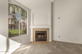 Photo #6: 6951569 Listing